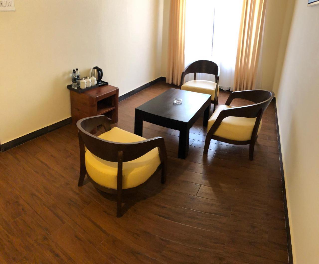 Legphel hotel Phuntsholing Buitenkant foto