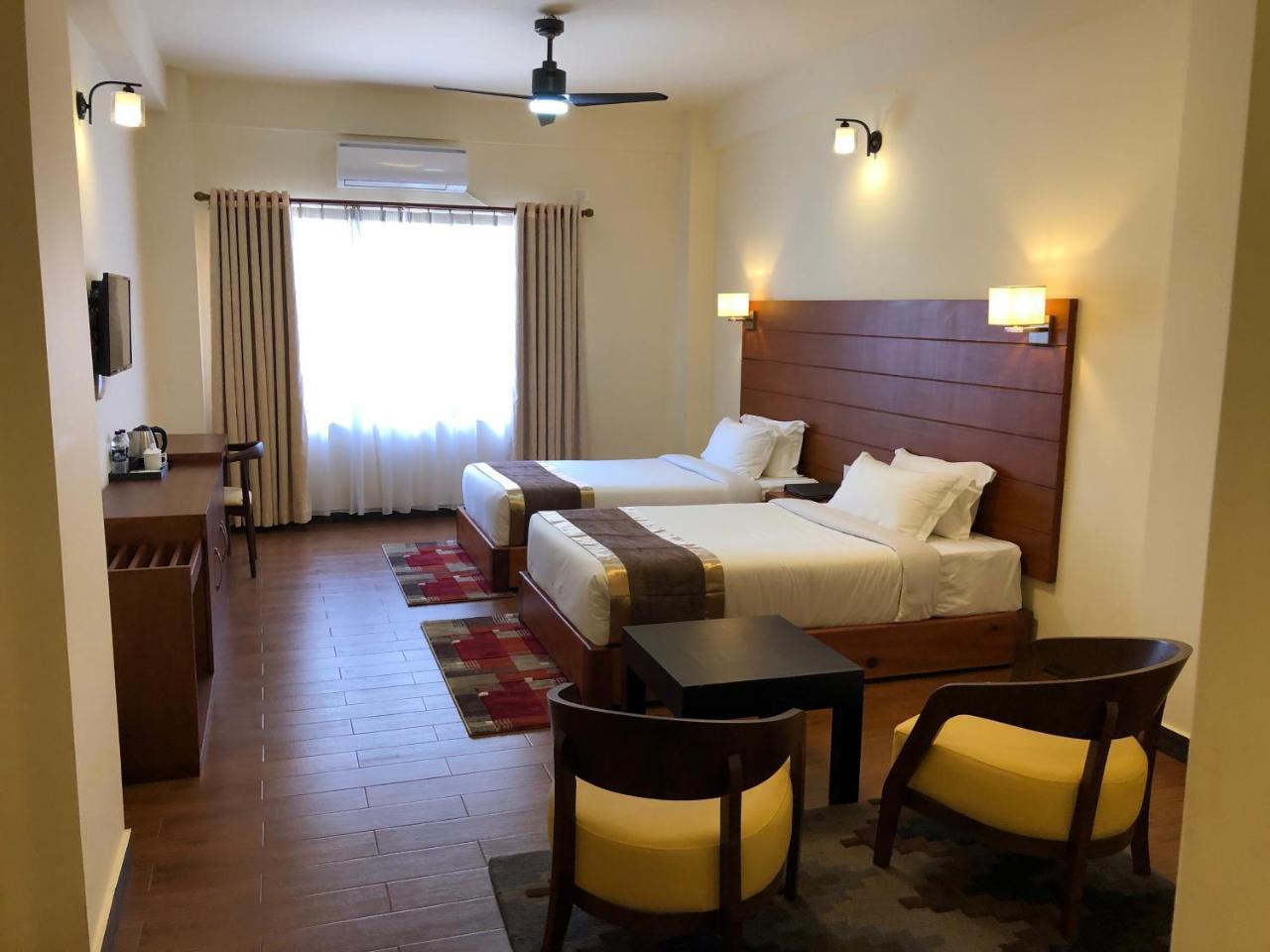 Legphel hotel Phuntsholing Buitenkant foto